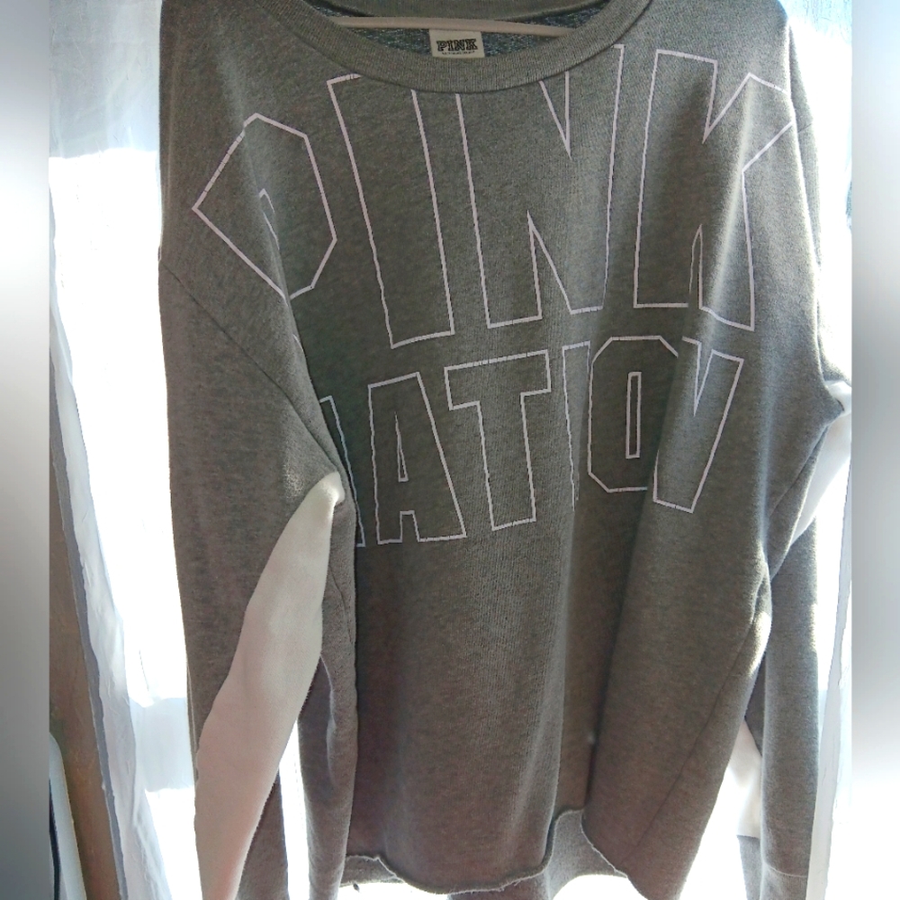 PINK SWEATSHIRT 🛍